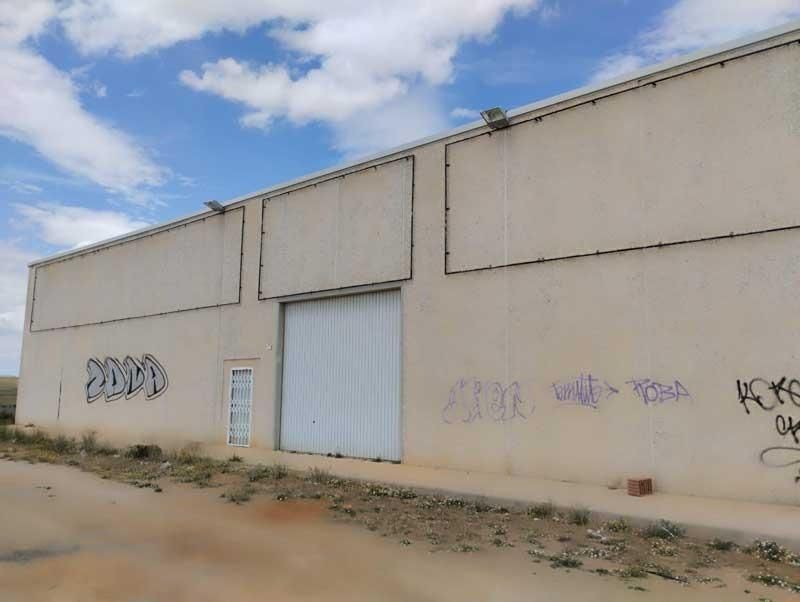 Exterior view of Industrial buildings for sale in Villadoz