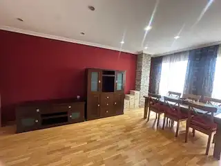 Sala de estar de Dúplex en venta en León Capital  con Calefacción, Parquet y Terraza