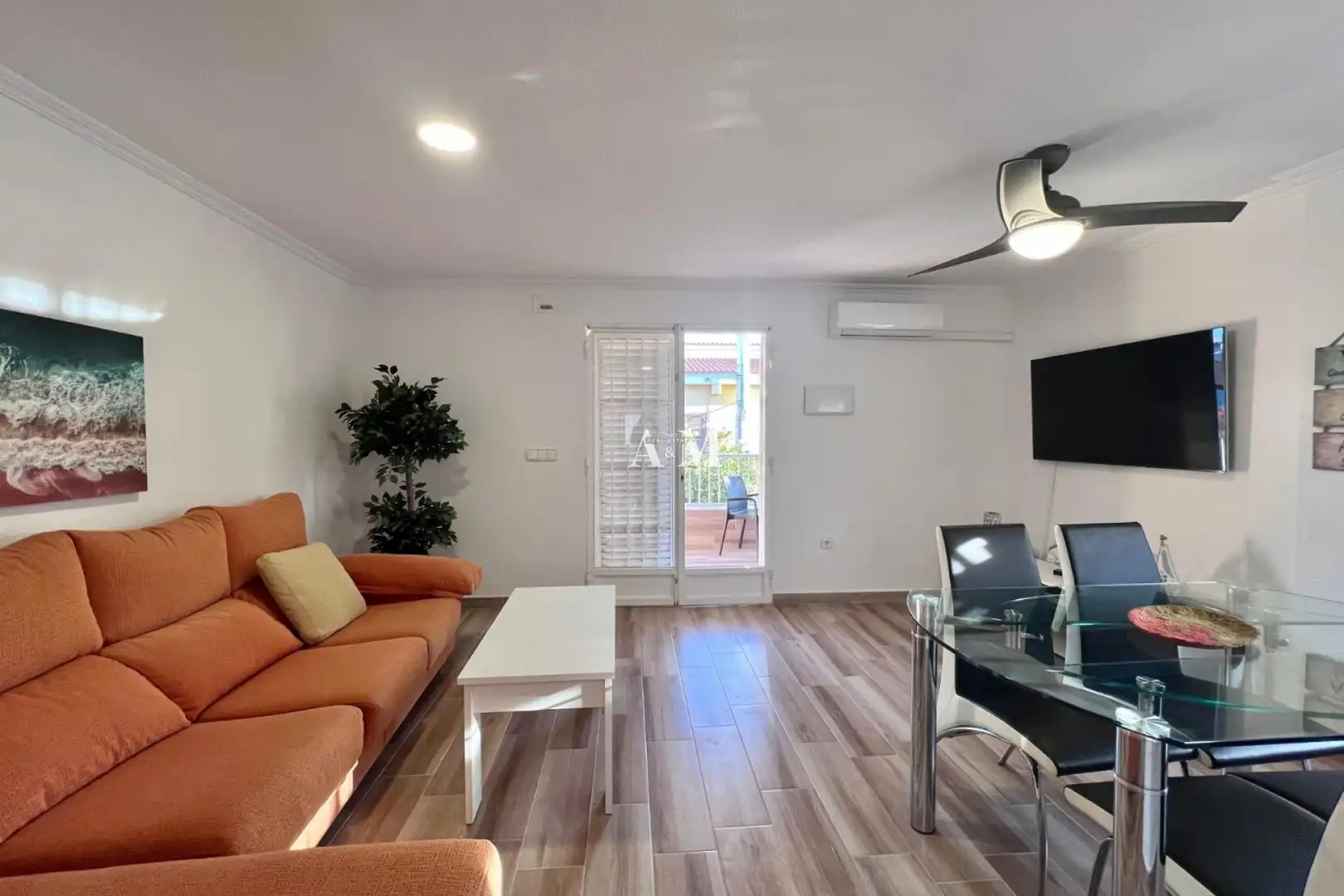 Wohnzimmer von Haus oder Chalet zur Miete in Torrevieja mit Klimaanlage, Heizung und Parkett