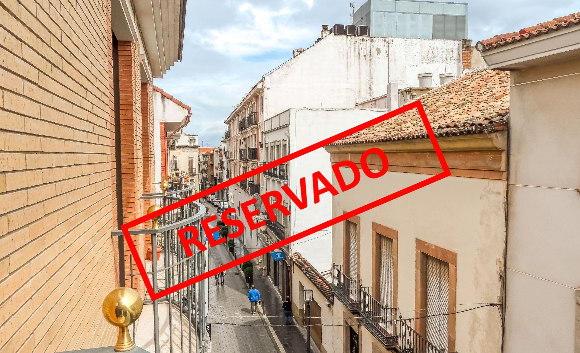 Exterior view of Apartment to rent in Linares  with Air Conditioner, Furnished and Oven