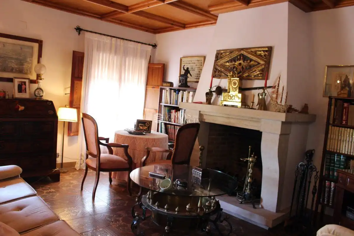 Sala d'estar de Casa o xalet en venda en Segorbe amb Calefacció, Jardí privat i Terrassa