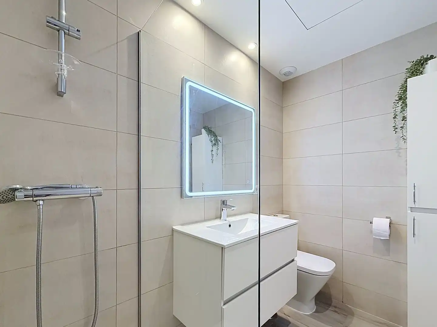Bathroom of Flat for sale in Dénia  with Air Conditioner, Heating and Swimming Pool