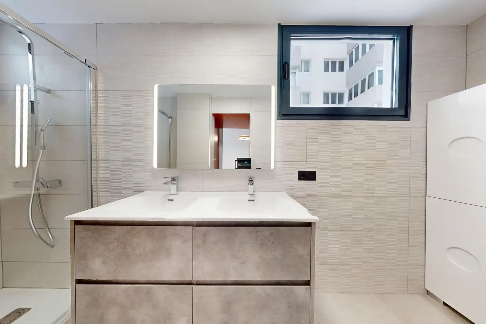 Badezimmer von Wohnung zur Miete in Las Palmas de Gran Canaria mit Heizung, Terrasse und Abstellraum