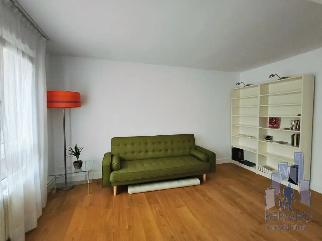 Sala de estar de Piso en venta en Bermeo con Calefacción y Balcón