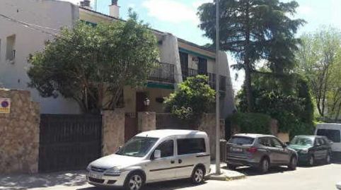 Foto 2 de Casa adosada en venta en C/ Islas de Cabo Verde, Peñagrande, Madrid Capital