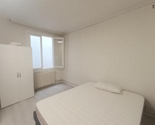 Bedroom of Apartment to share in  Pamplona / Iruña  with Furnished, Oven and Washing machine