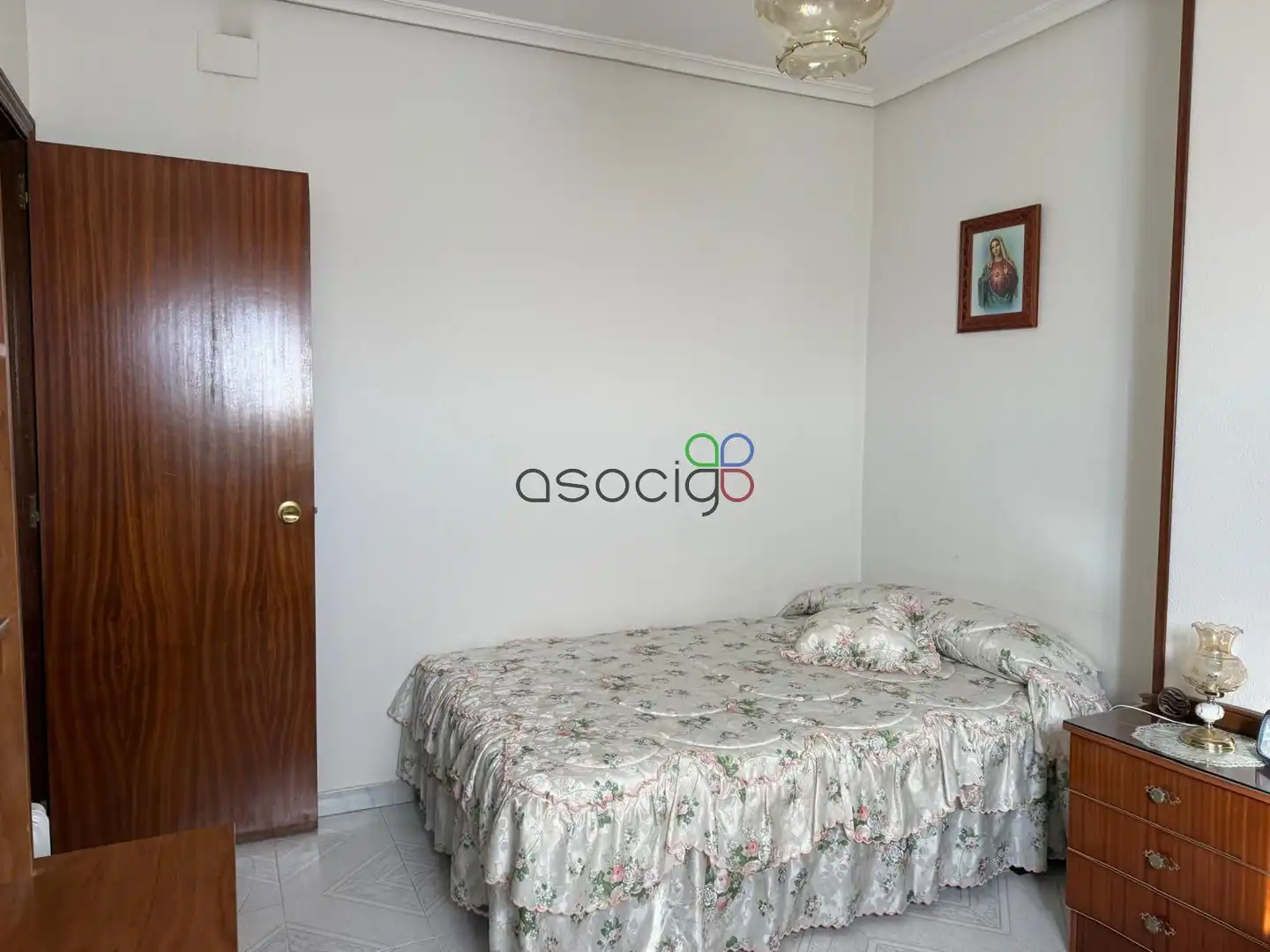 Dormitori de Casa adosada en venda en Marchamalo amb Calefacció, Jardí privat i Terrassa