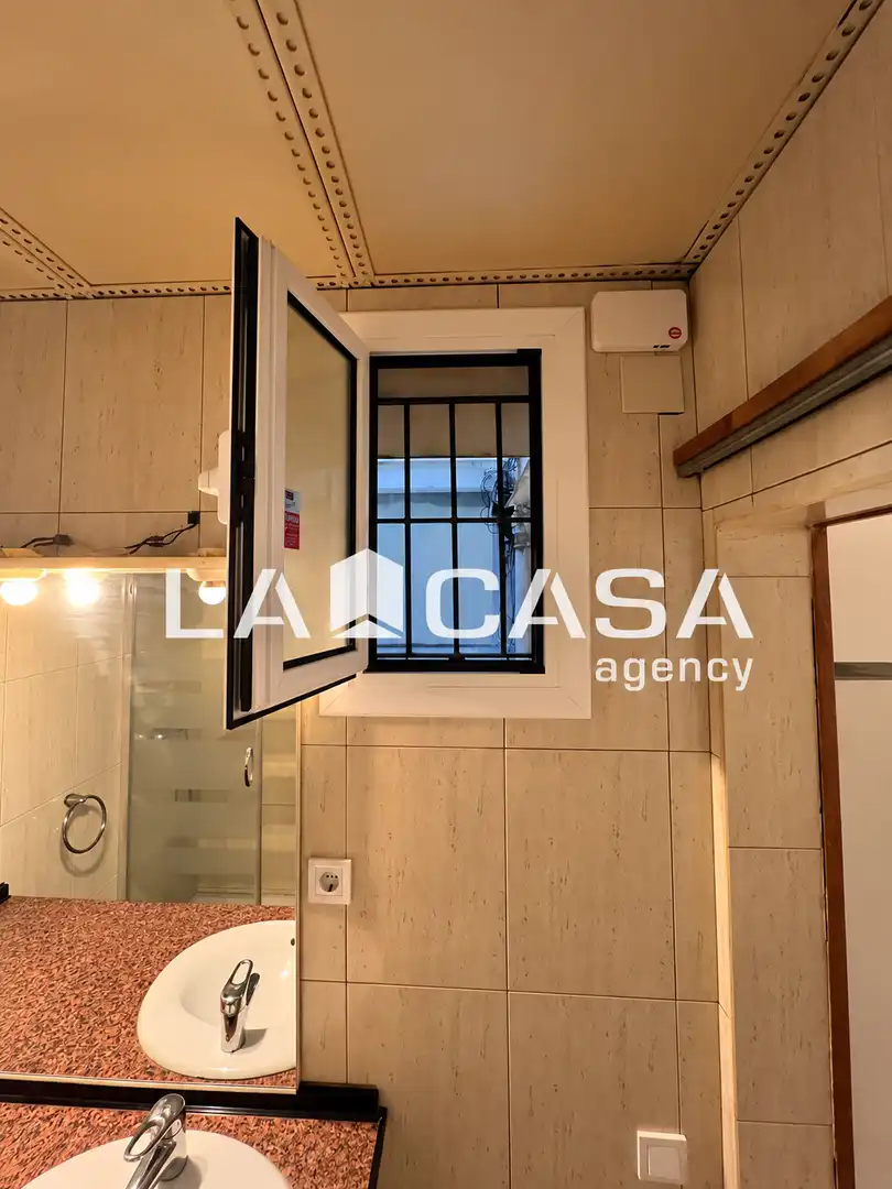 Local comercial en venda a Passeig Maragall, imagen 11