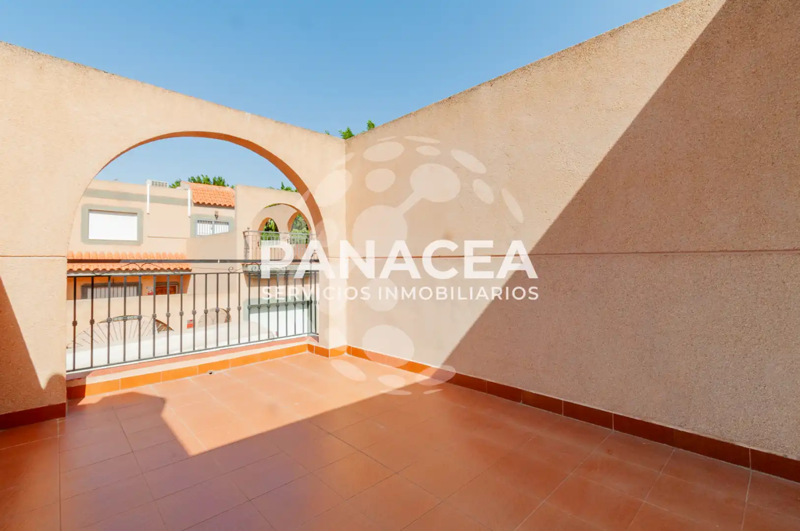 Terraza de Casa adosada en venta en Vícar con Jardín privado, Terraza y Amueblado
