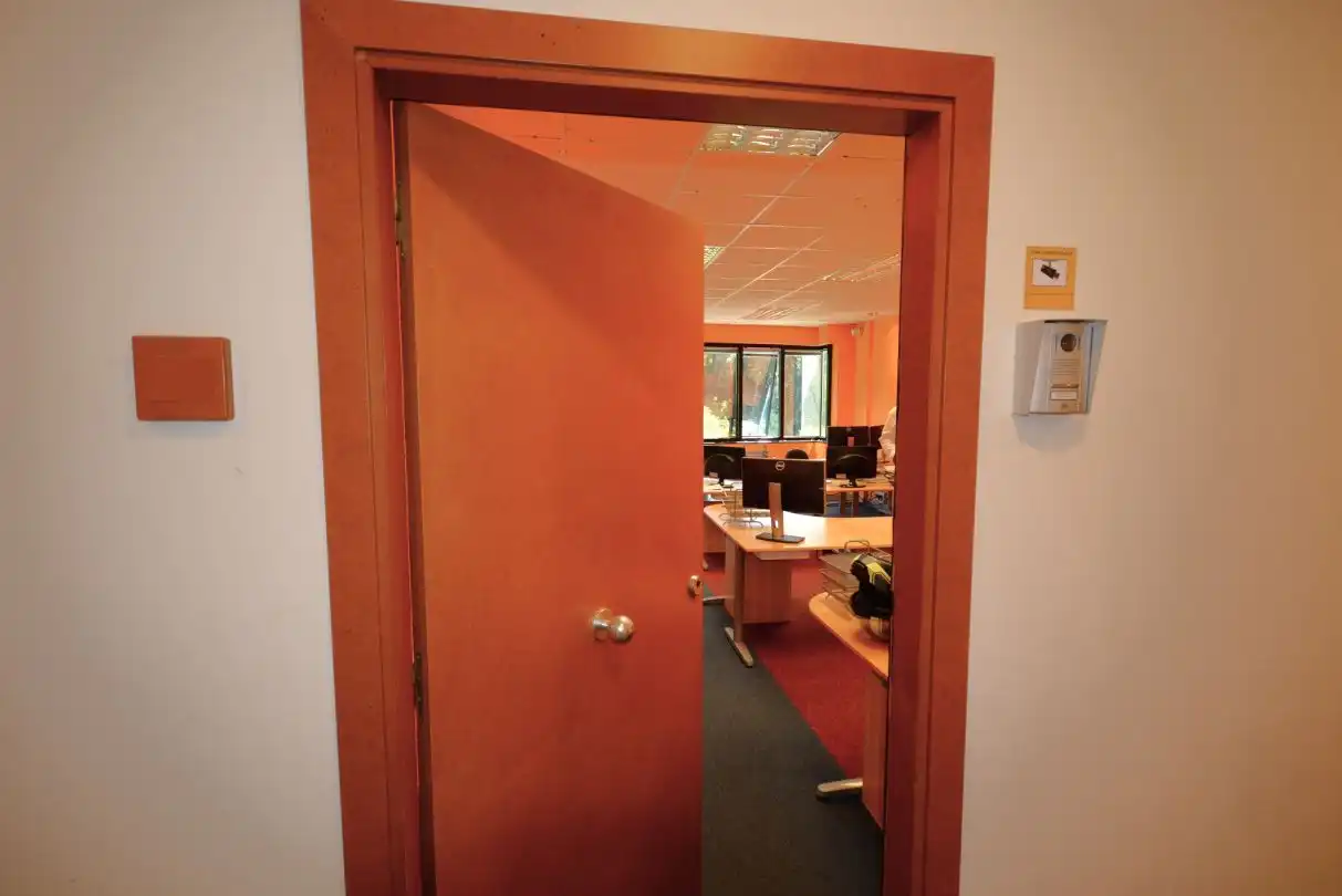 Office for sale in Donostia - San Sebastián   with Air Conditioner, Heating and Furnished