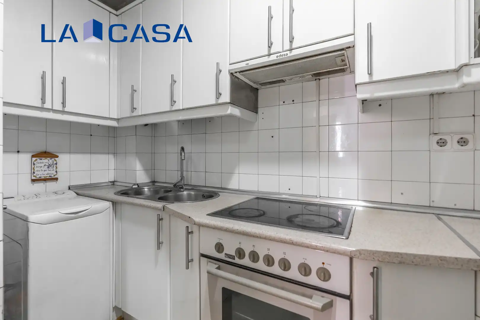 Cocina de Piso en venta en Madrid con Balcón