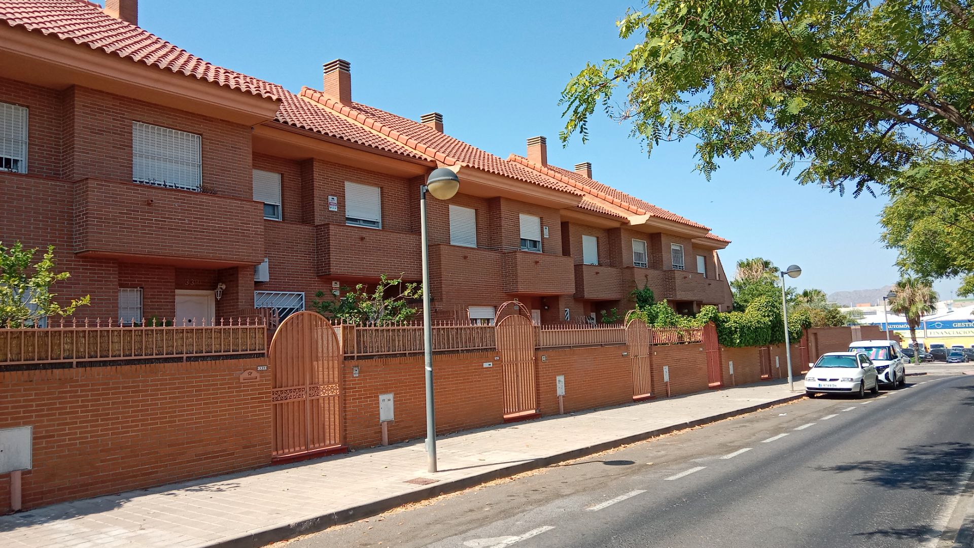 Exterior view of Single-family semi-detached for sale in Alicante / Alacant  with Air Conditioner, Heating and Private garden