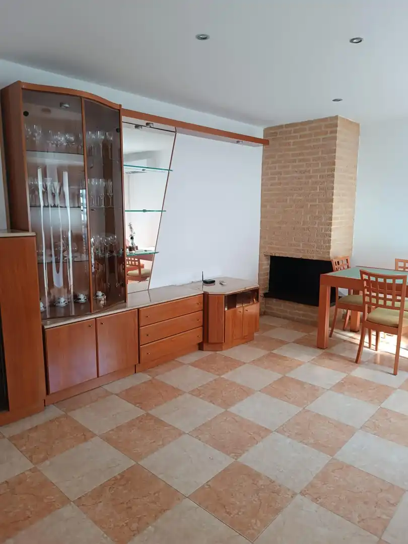 Sala de estar de Casa adosada de alquiler en Puerto Real con Terraza