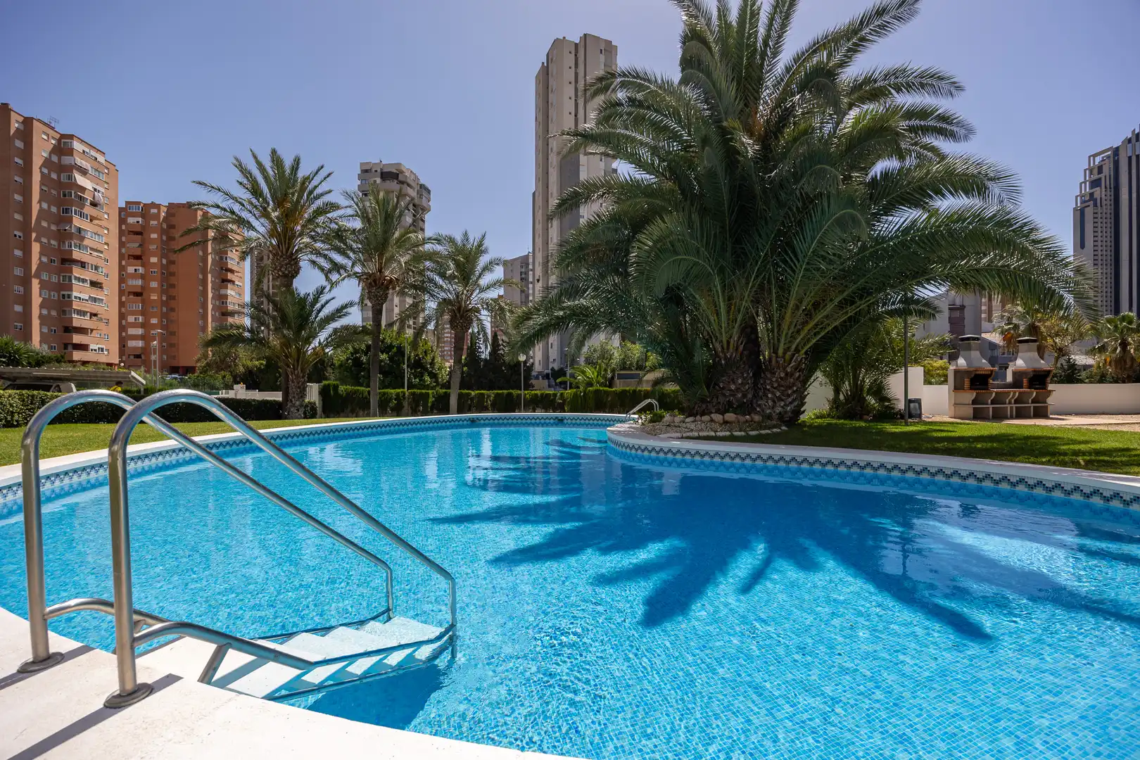 Piscina de Piso en venta en Finestrat con Trastero, Piscina y Amueblado