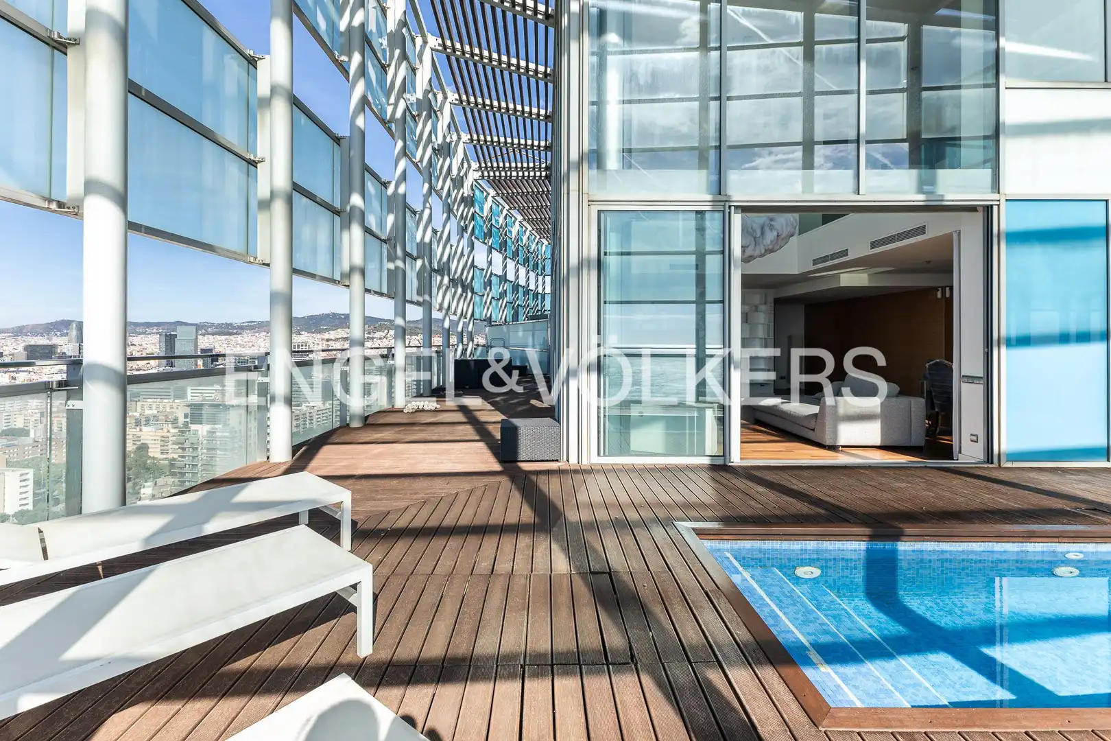 Attic for rent in Diagonal Mar i el Front Marítim del Poblenou