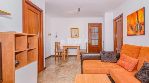 Foto 5 de Piso en venta en La Zubia Ciudad, La Zubia