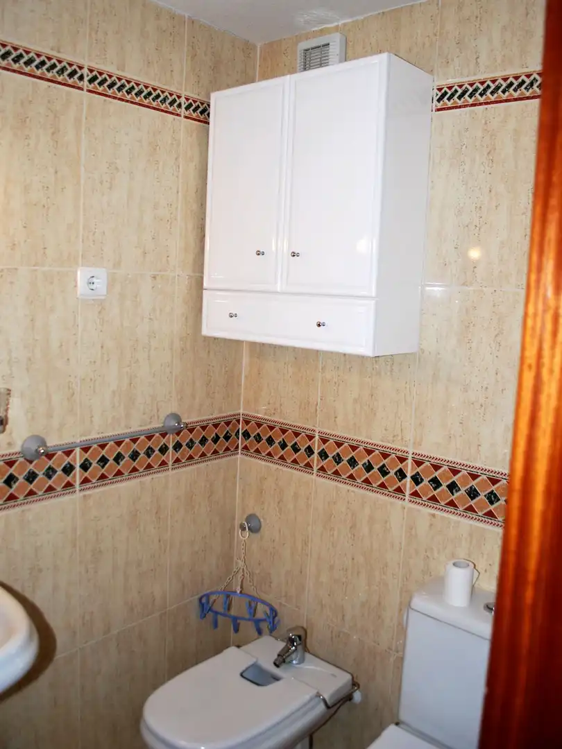 Bathroom of Flat for rent in Ávila  with Heating, Terrace and Furnished