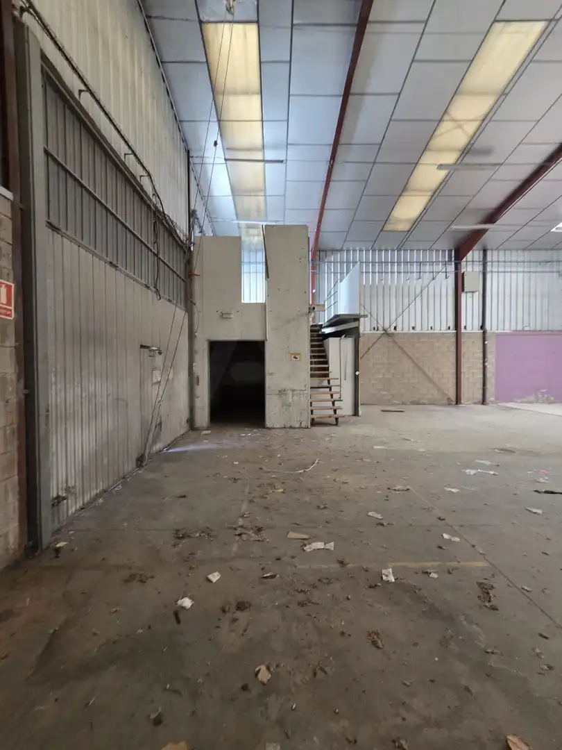 Local comercial en venda a La Lastra, imagen 8