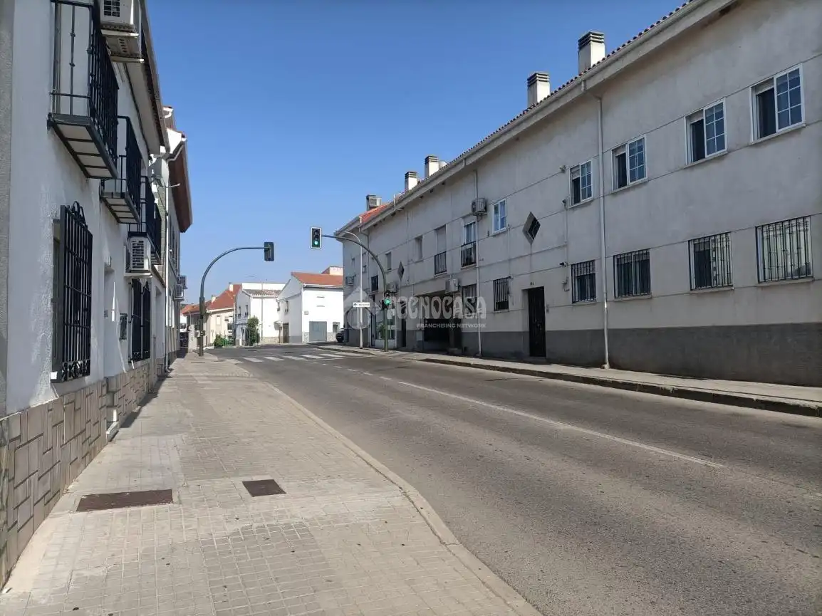 Flat for sale in Torres de la Alameda