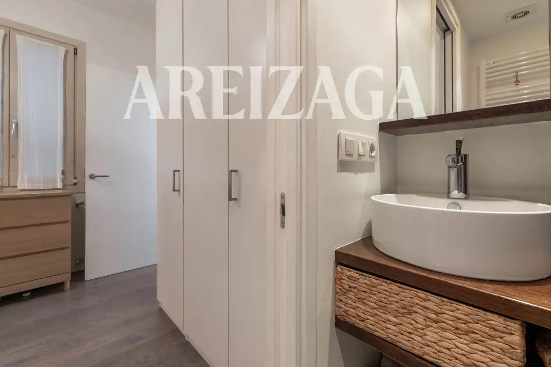 Badezimmer von Wohnung zum Verkauf in Donostia - San Sebastián  mit Heizung