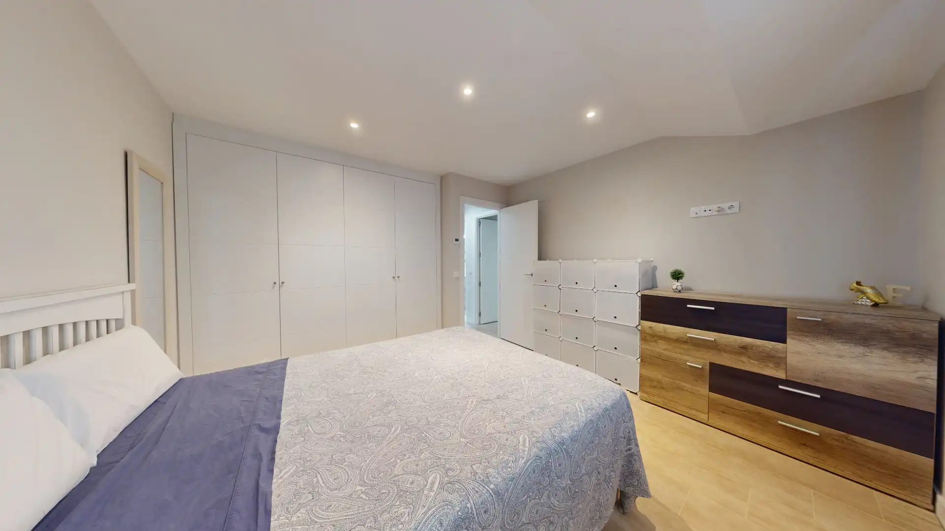 Dormitori de Casa o xalet en venda en Boadilla del Monte amb Calefacció, Jardí privat i Terrassa