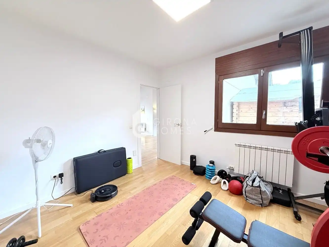 Schlafzimmer von Haus oder Chalet zum Verkauf in Sant Julià de Ramis mit Klimaanlage, Heizung und Privatgarten