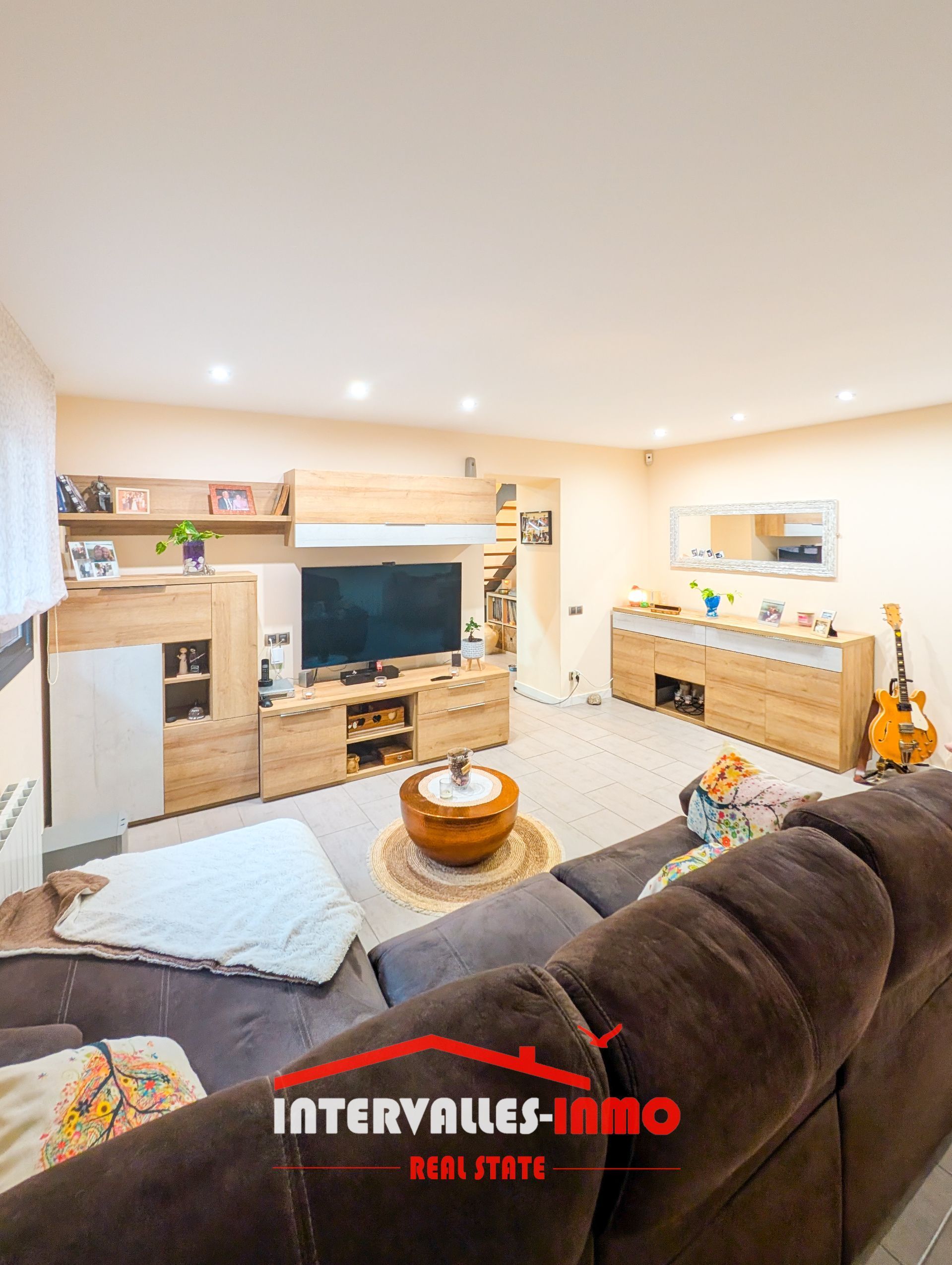 Sala d'estar de Casa o xalet en venda en Sant Feliu de Codines amb Aire condicionat, Calefacció i Jardí privat