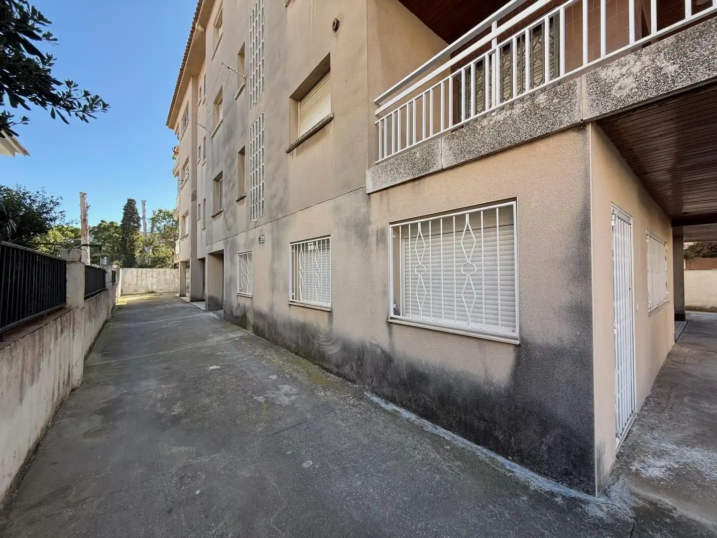 Außenansicht von Erdgeschoss zum Verkauf in El Vendrell