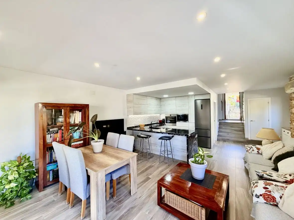 Bungalow con piscina en venta en Avenida de Escandinavia, imagen 10