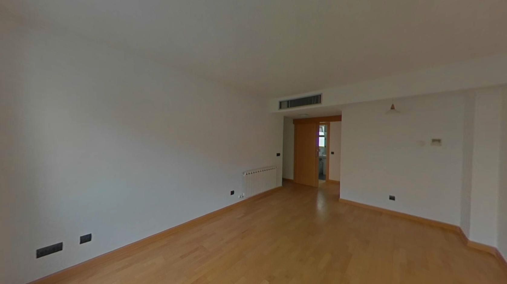 Habitación de Piso en venta en  Madrid Capital con Aire acondicionado, Calefacción y Trastero