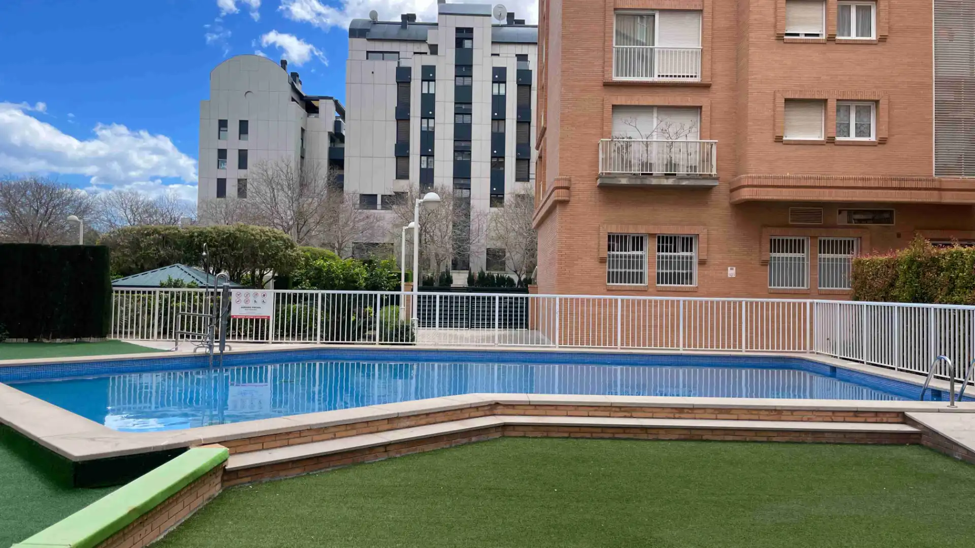 Piscina de Ático en venta en  Valencia Capital con Aire acondicionado, Calefacción y Terraza