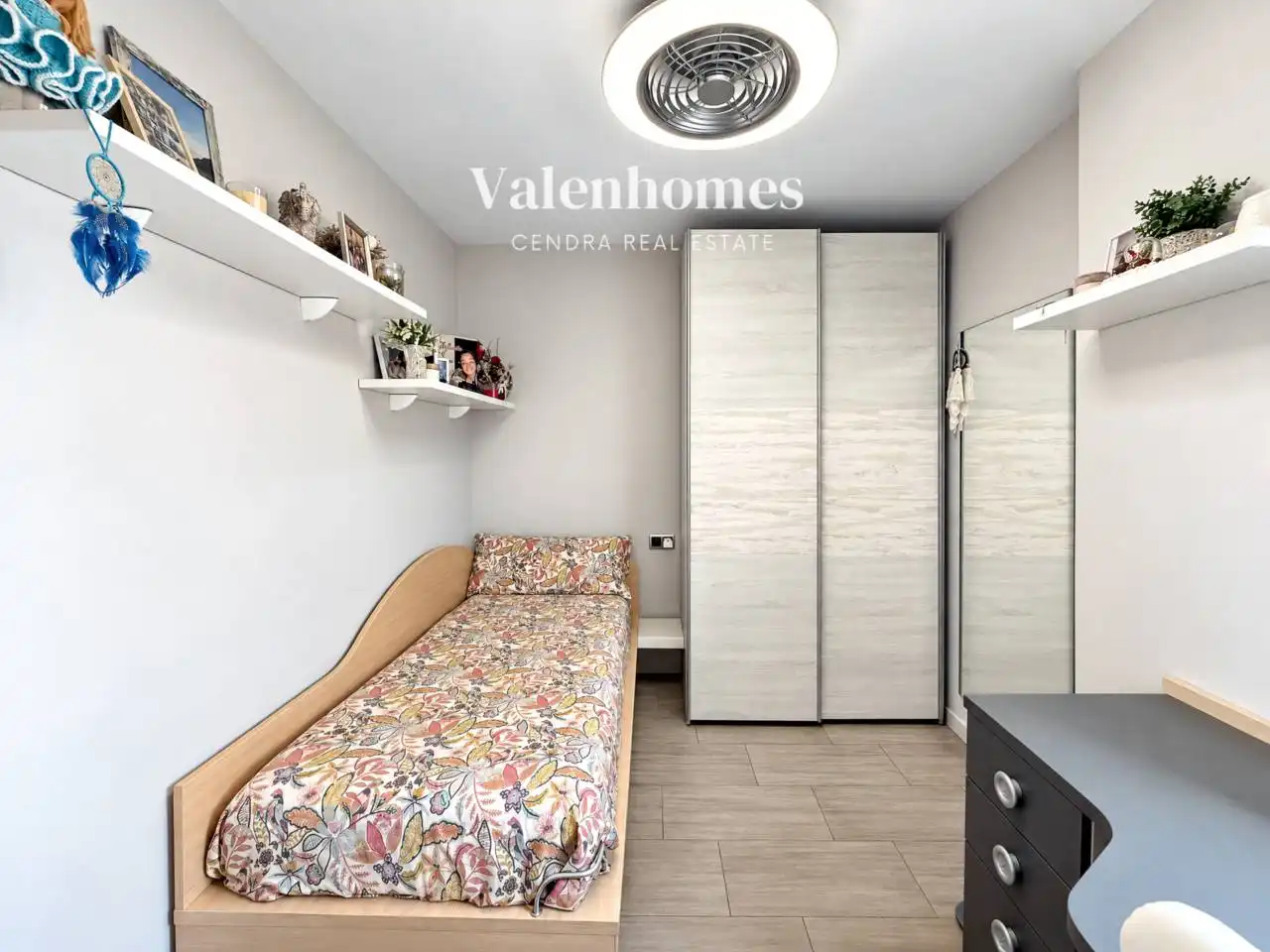 Habitación de Casa o chalet en venta en Terrassa con Aire acondicionado, Calefacción y Terraza