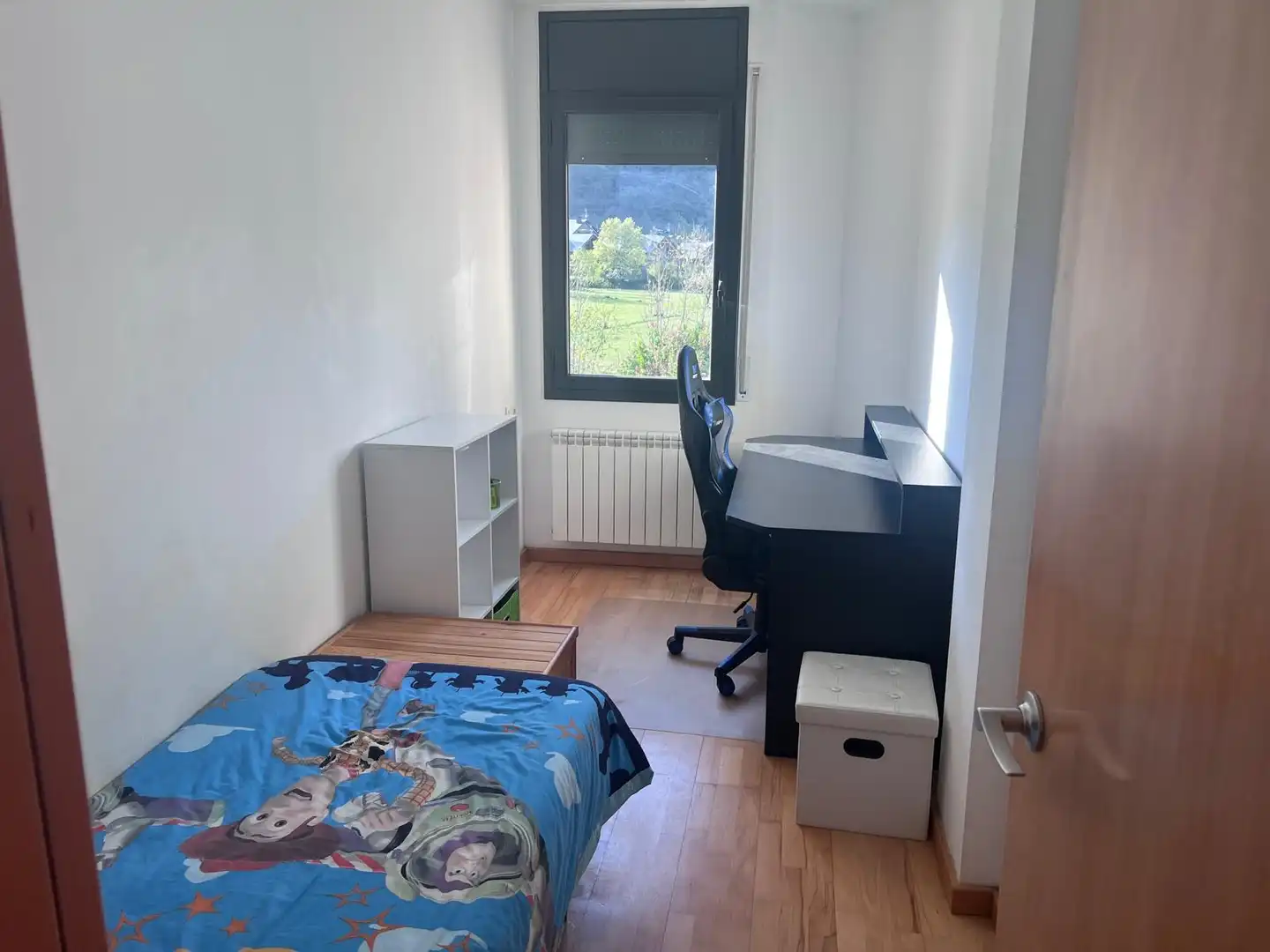 Schlafzimmer von Wohnung zum Verkauf in El Pont de Suert mit Heizung, Möbliert und Ofen