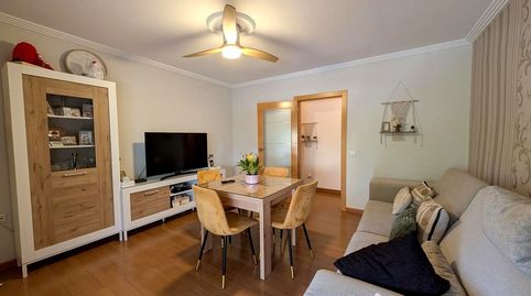 Foto 2 de Piso en venta en Blasco Ibañez, Arrayanes, Linares