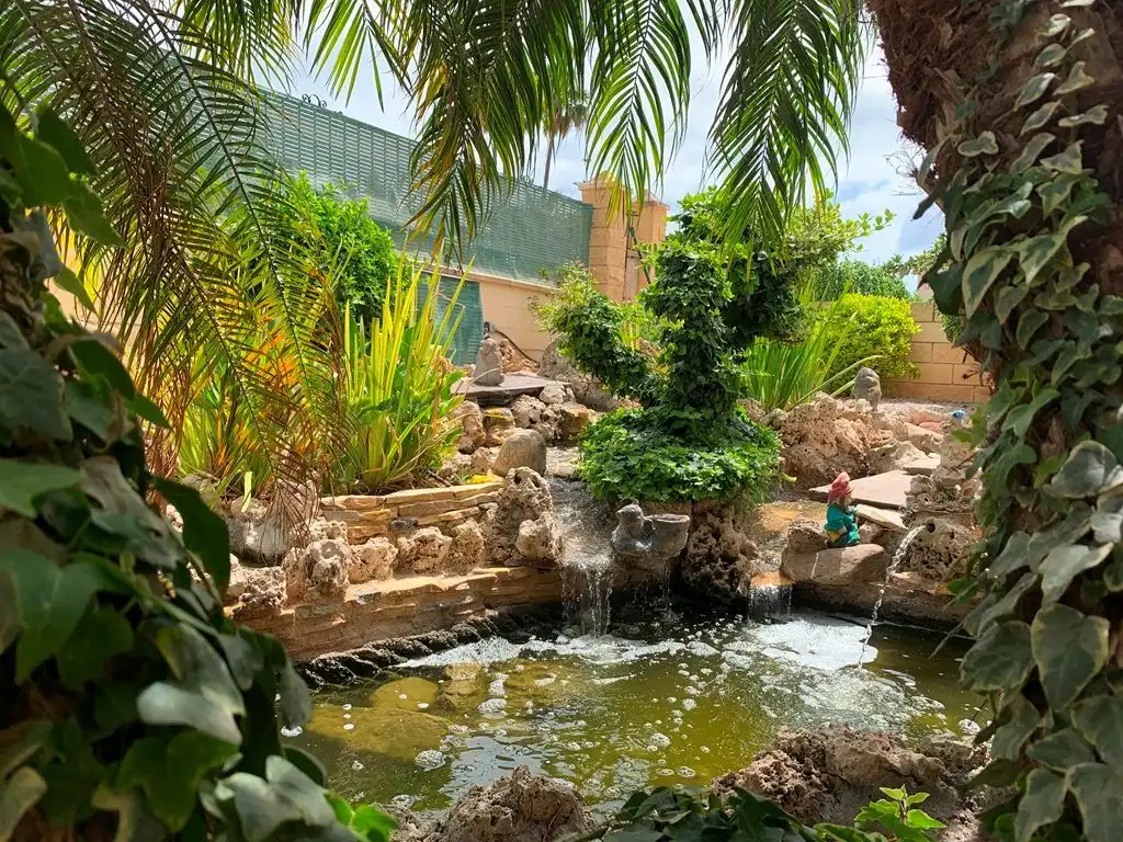 Piscina de Casa o chalet en venta en L'Alfàs del Pi con Aire acondicionado, Calefacción y Jardín privado