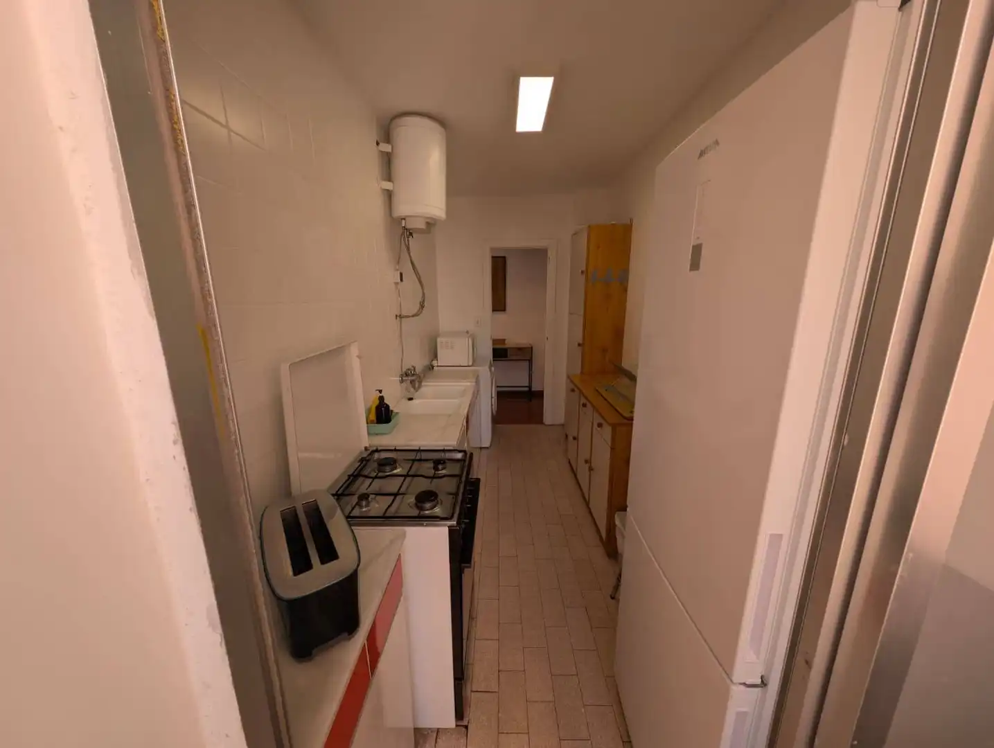 Appartement compact avec terrasse à louer à CONSTITUCIO DE LA, imagen 6