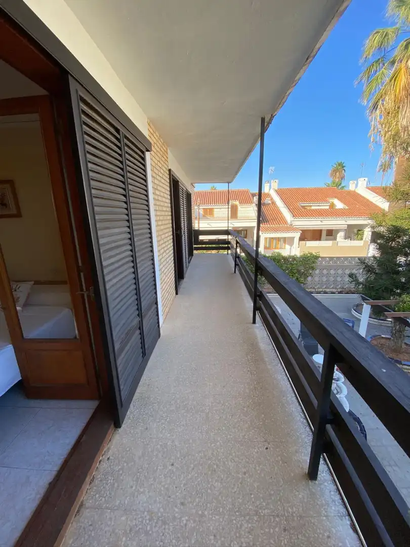 Terrassa de Casa o xalet en venda en Sagunto / Sagunt amb Aire condicionat, Jardí privat i Terrassa