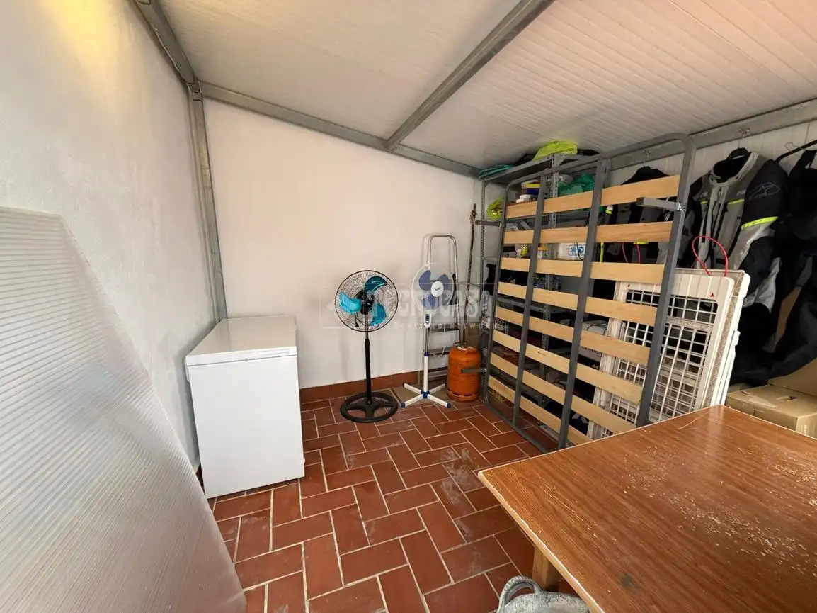 Wohnung zum Verkauf in Alcolea del Río mit Klimaanlage