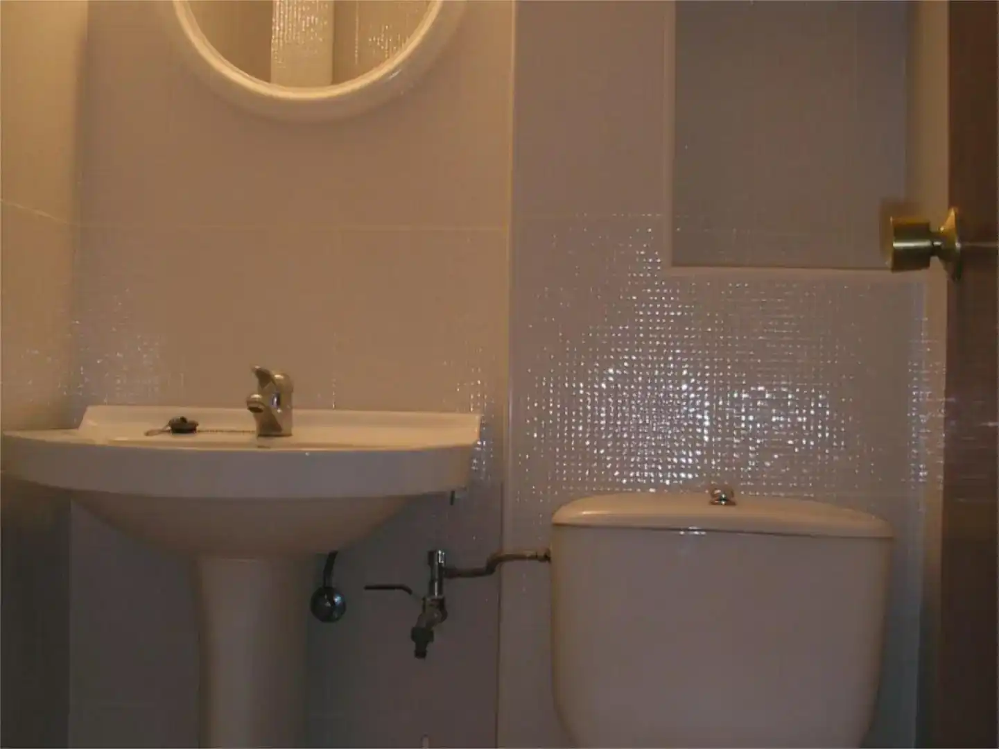 Baño de Local de alquiler en Balaguer con Aire acondicionado