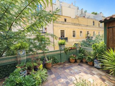 Appartamento con balcone in vendita a Eixample