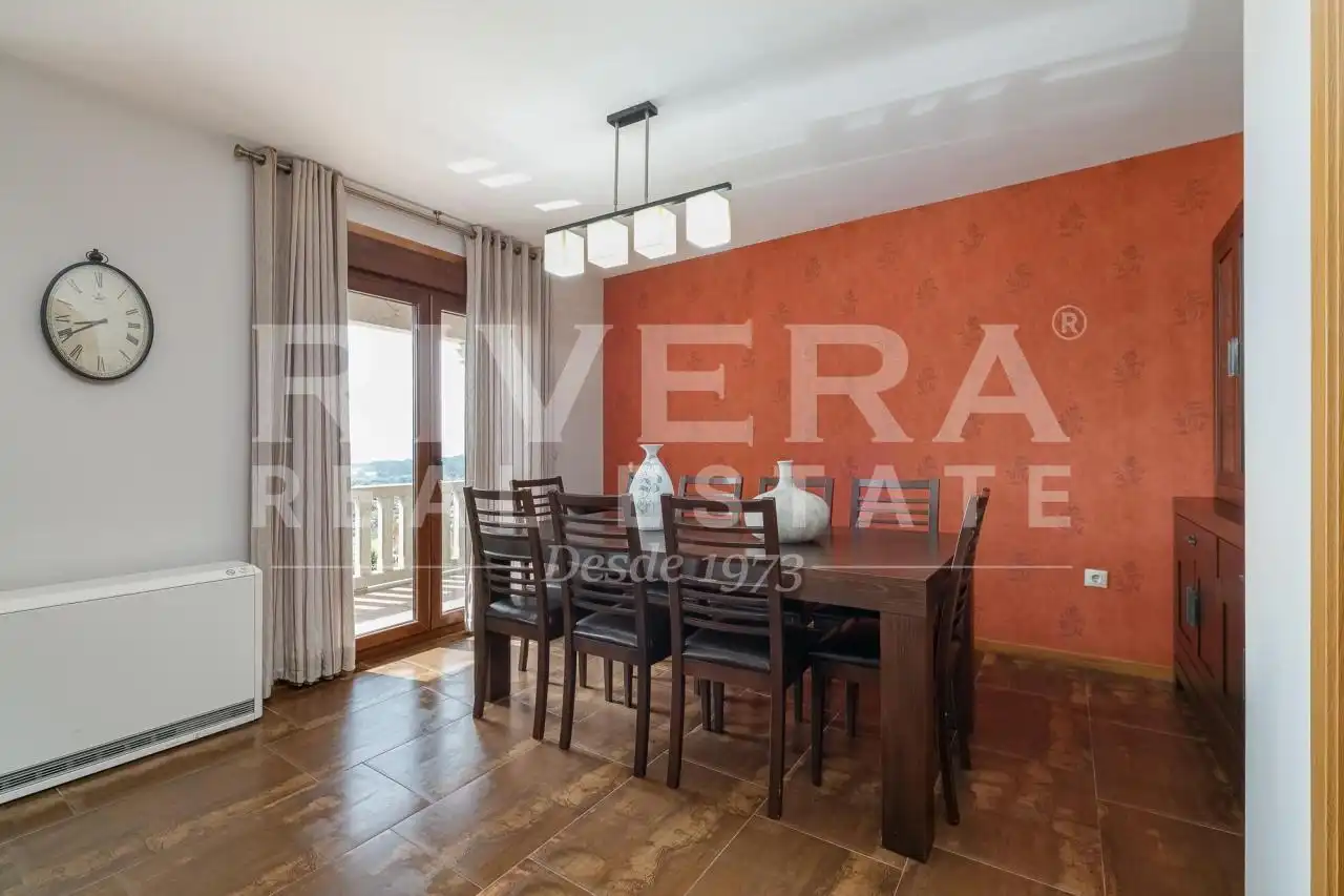 Comedor de Casa o chalet en venta en O Rosal   con Calefacción, Jardín privado y Terraza