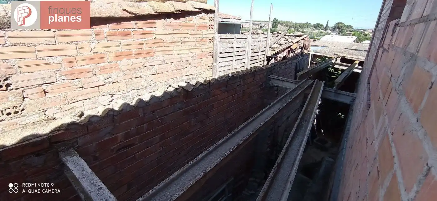 Außenansicht von Gebäude zum Verkauf in Lleida