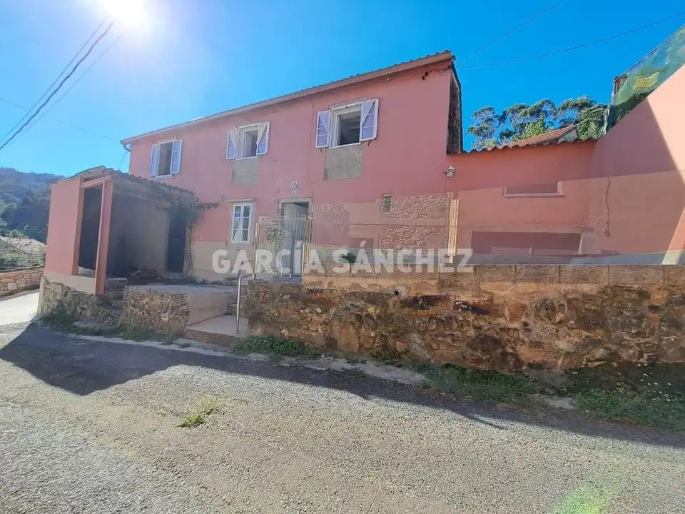 Exterior view of Houses for sale in Outes  with Furnished