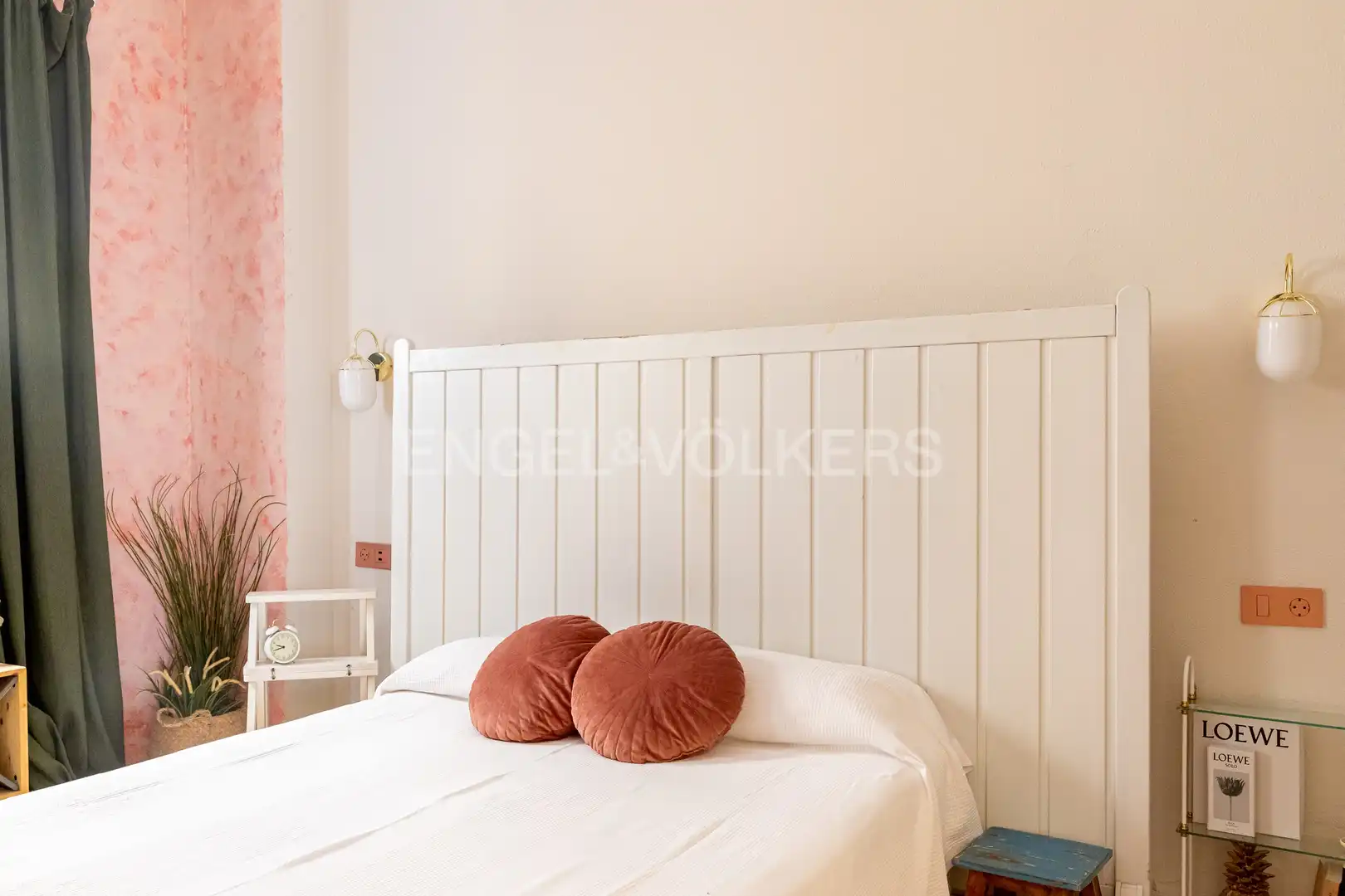 Study for rent in Santa Catalina
