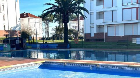 Piso en venta en Playa de Ris, 2 dormitorios.