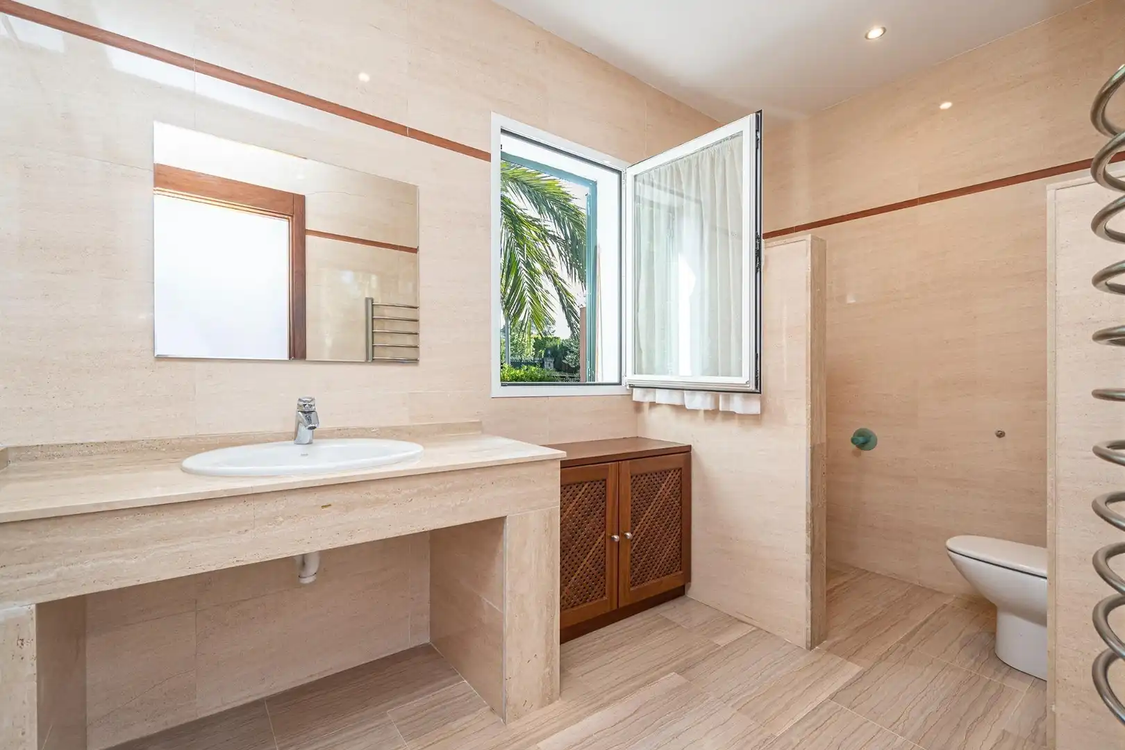 Baño de Casa o chalet en venta en Marratxí con Aire acondicionado, Calefacción y Jardín privado