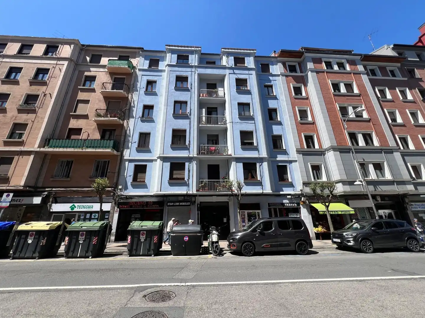 Vista exterior de Piso en venta en Bilbao  con Calefacción