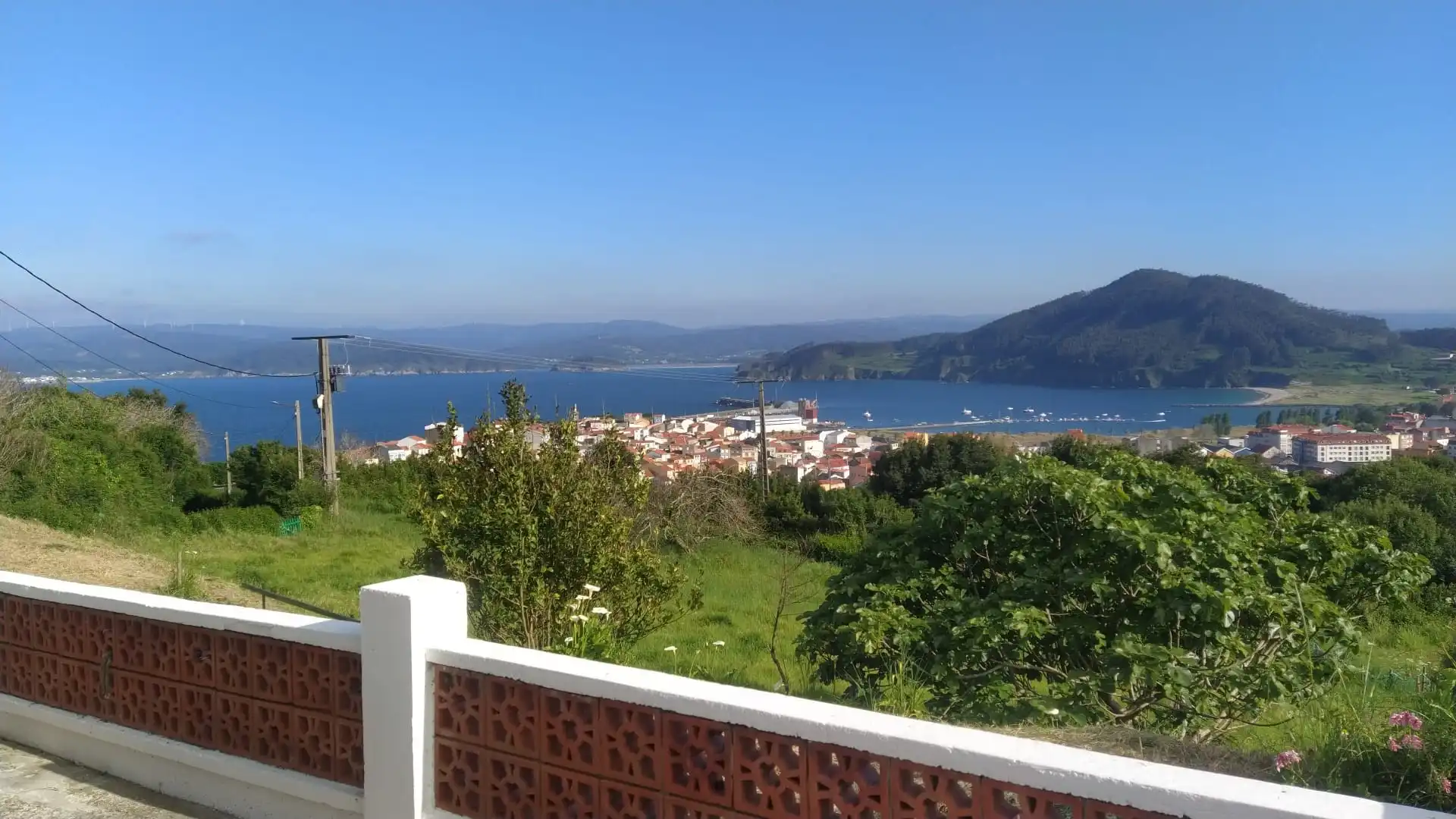 Vista exterior de Casa o chalet en venta en Cariño con Jardín privado, Parquet y Terraza