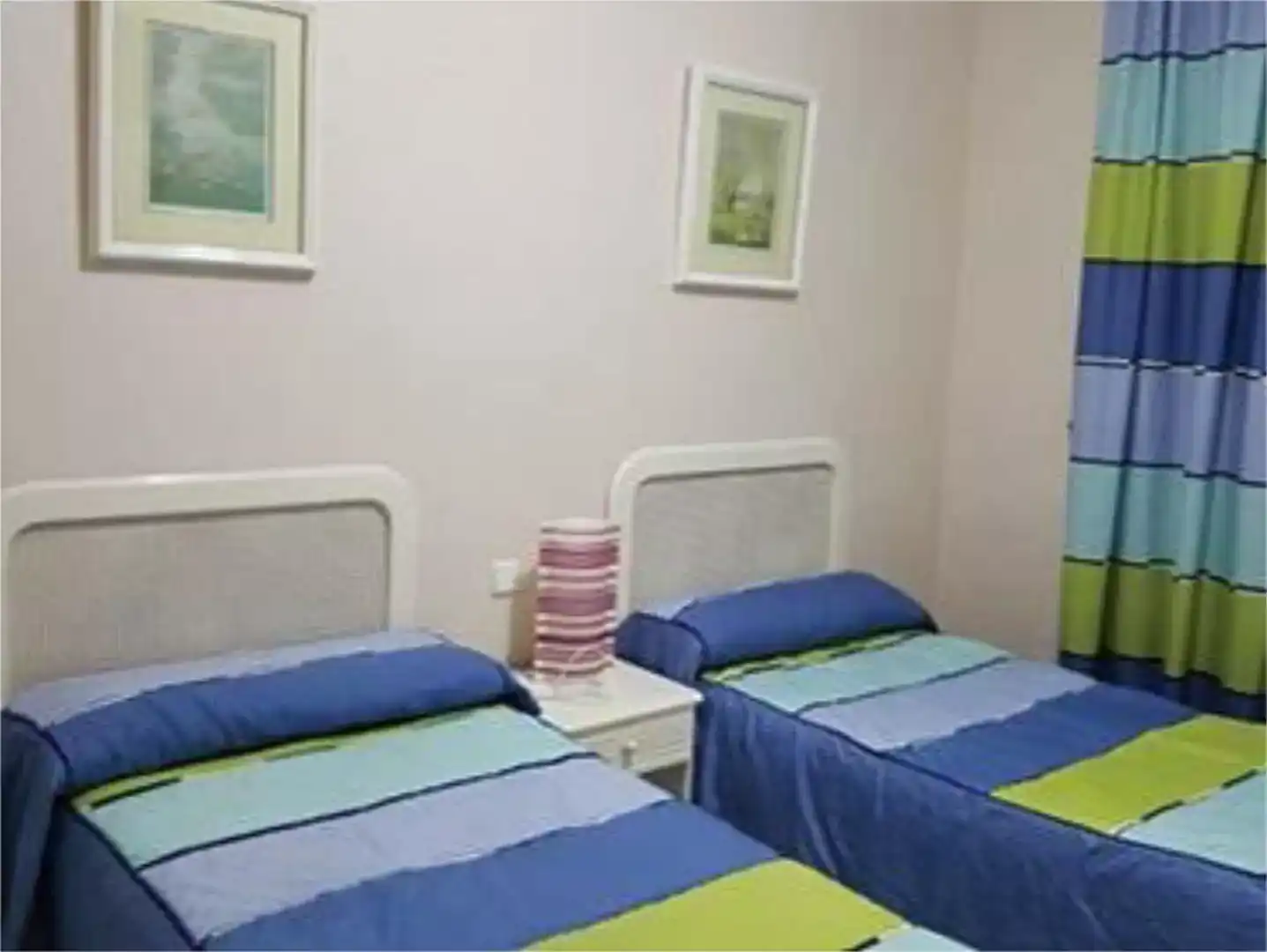 Habitación de Casa o chalet en venta en Estepona con Aire acondicionado y Piscina