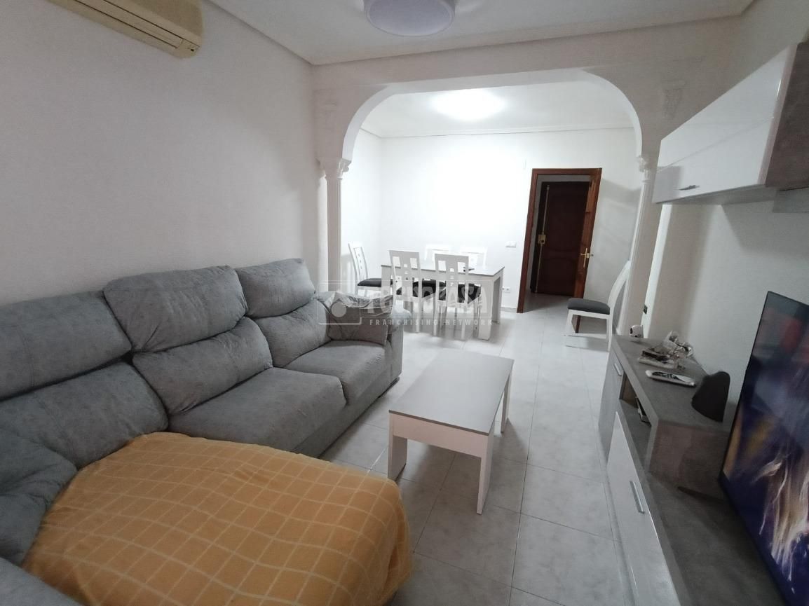 Sala d'estar de Pis en venda en  Córdoba Capital amb Aire condicionat i Moblat